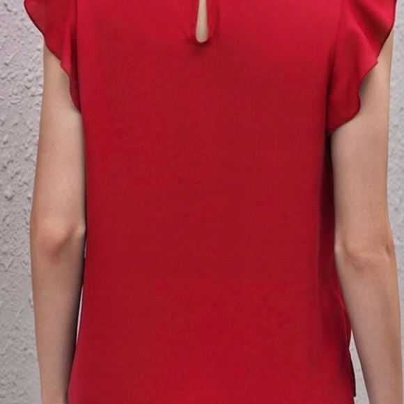 Solid Ruffle Sleeve Top Size 6 - Picture 4 of 4